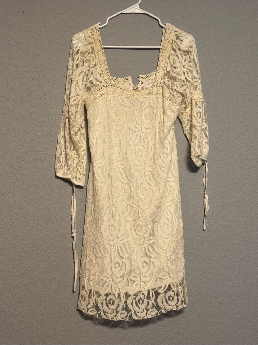 Solitaire by Ravi Khosla White Lace Crochet Mini Dress Size M